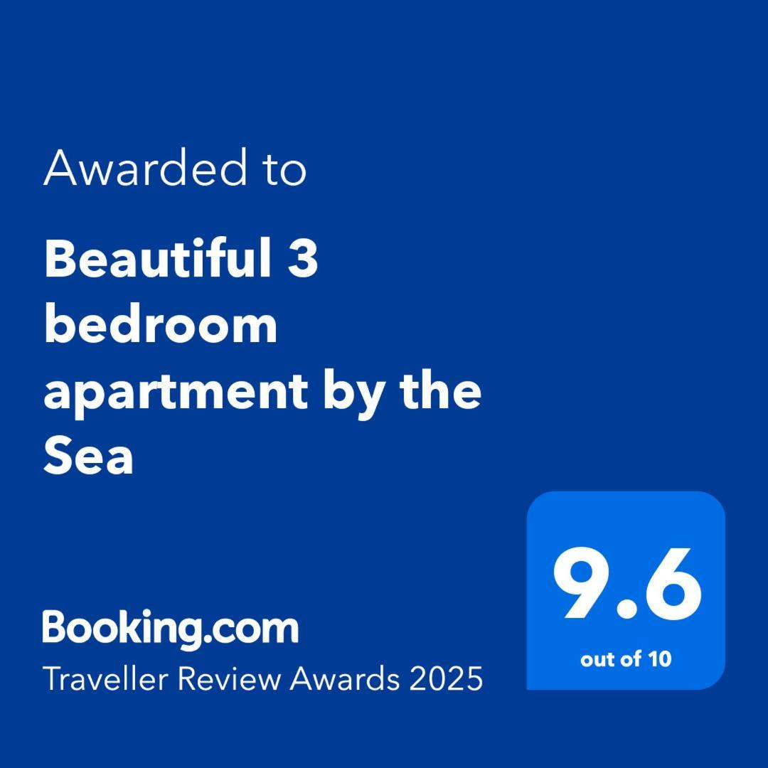 Beautiful 3 Bedroom Apartment By The Sea New Quay エクステリア 写真